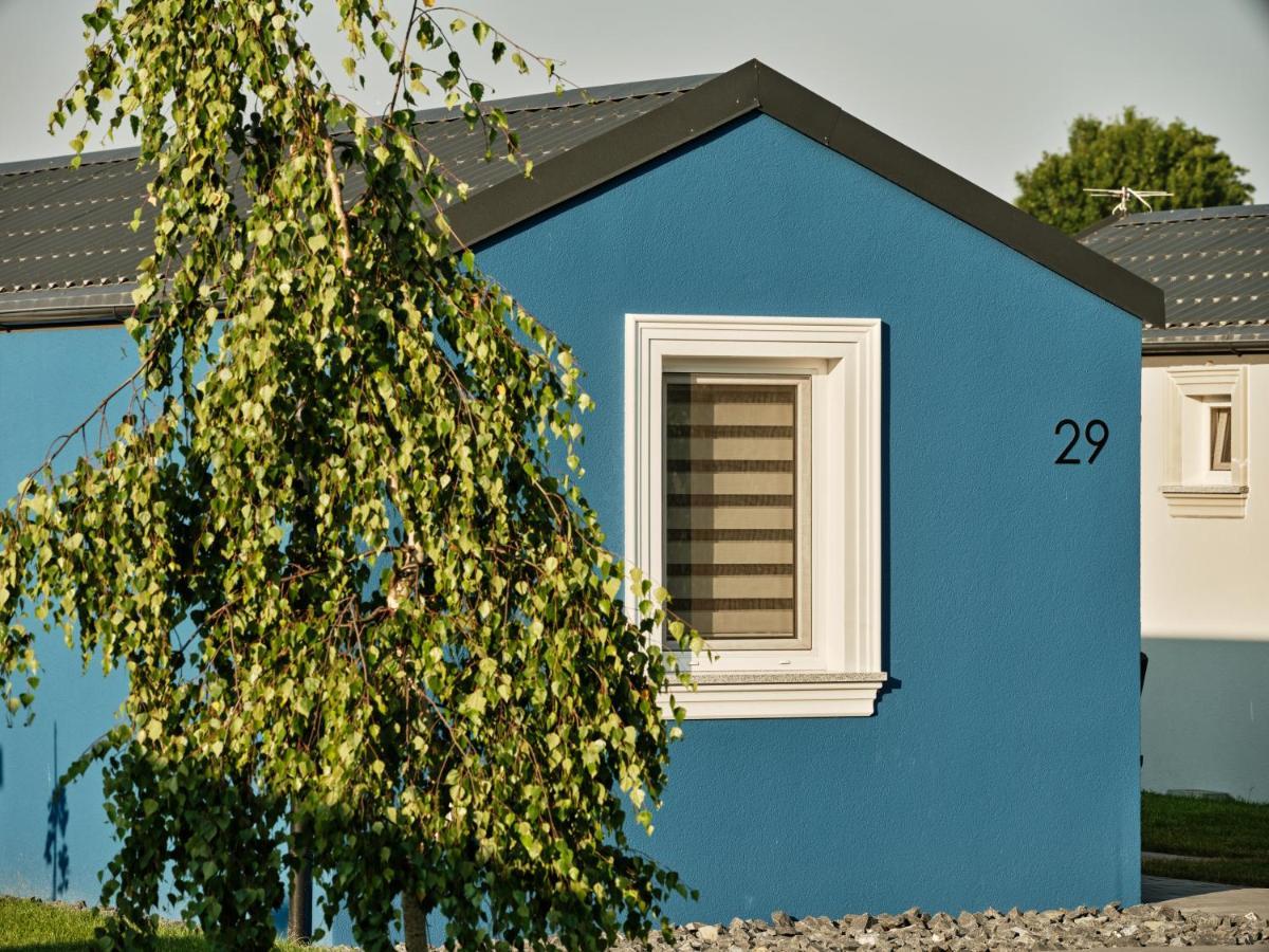 Scandi Village Zator Exterior photo